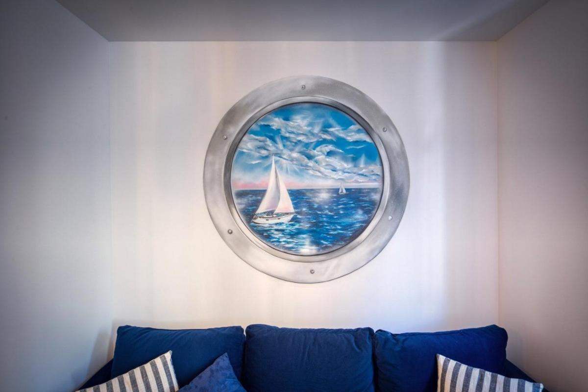 Le Rendezvous Au Bord Du Titanic Grenoblois Lägenhet Grenoble Exteriör bild
